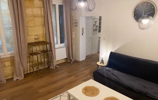 Location Bordeaux Appartement 6990a1bb4b96