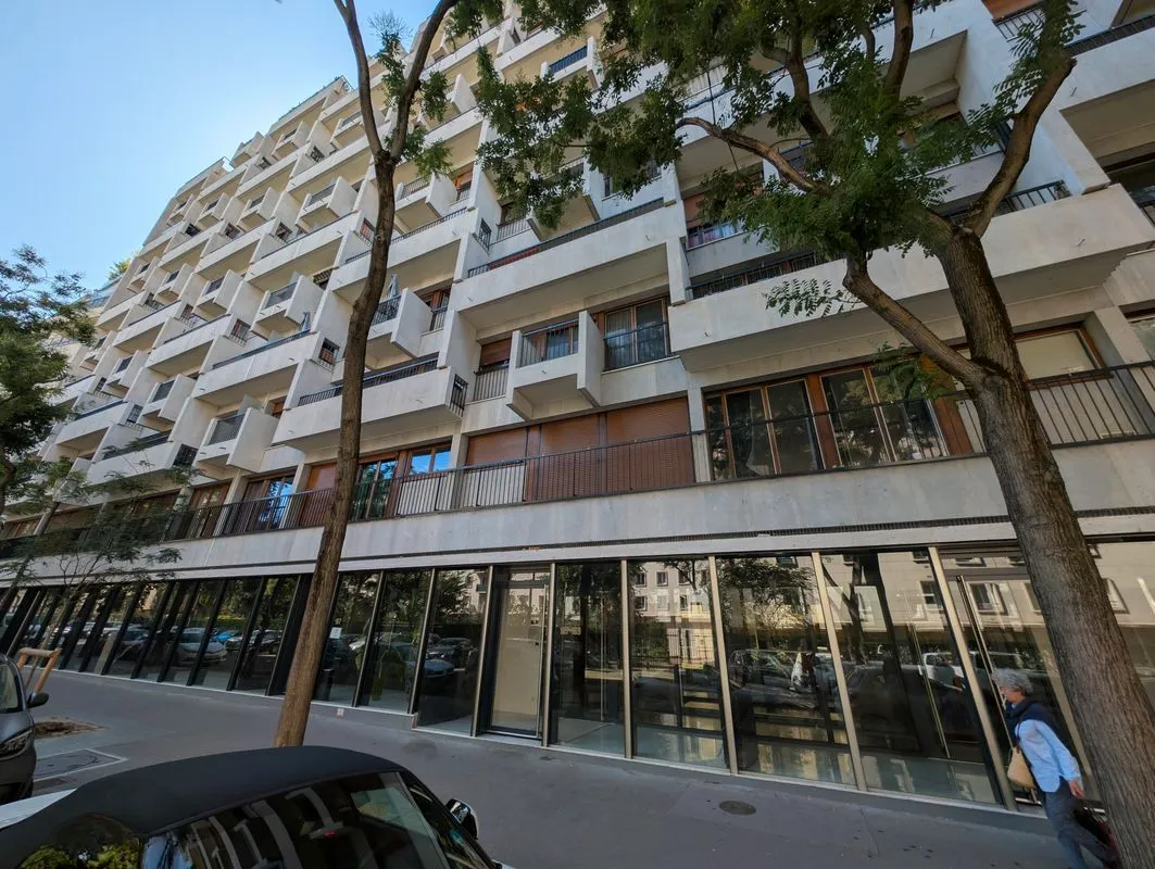 Location Paris Appartement 6990a55f5f0d