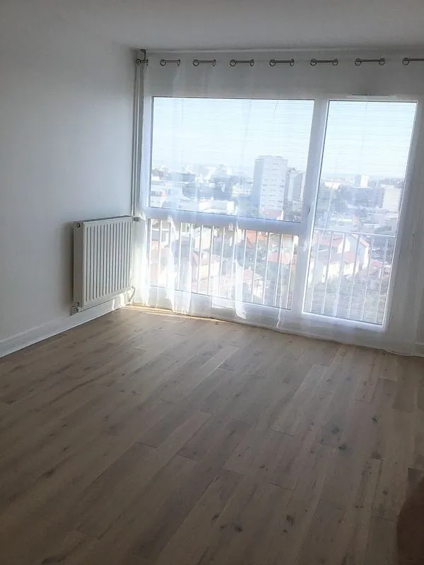 Location Fontenay-aux-Roses Appartement 6990ad058c7d