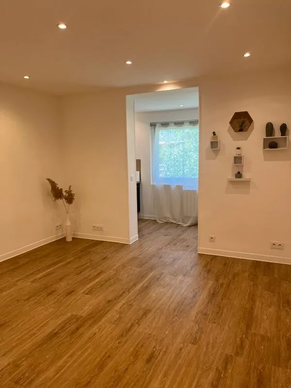 Location Marseille Appartement 6990ad1021fe