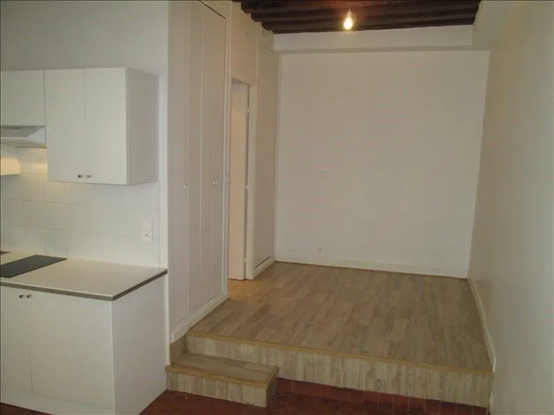 Location Versailles Appartement 6990b80f09b1
