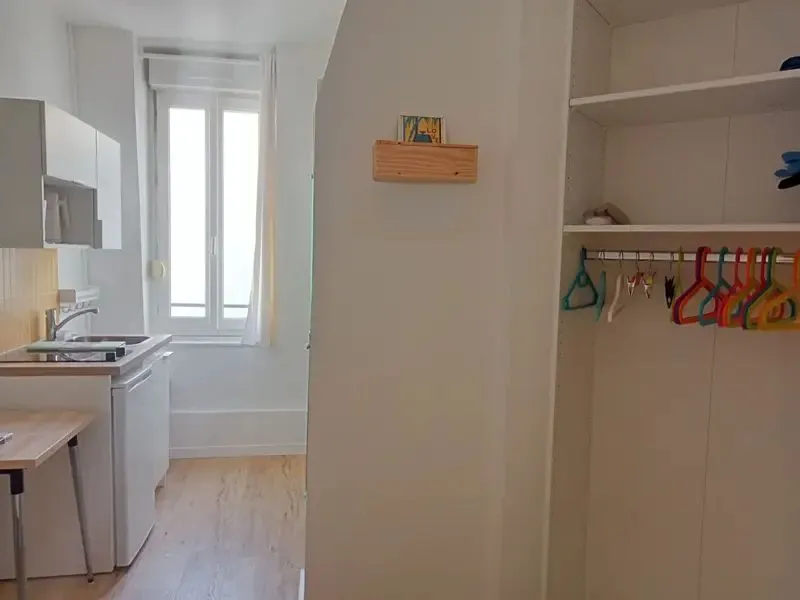 Location Levallois-Perret Appartement 699210653e07