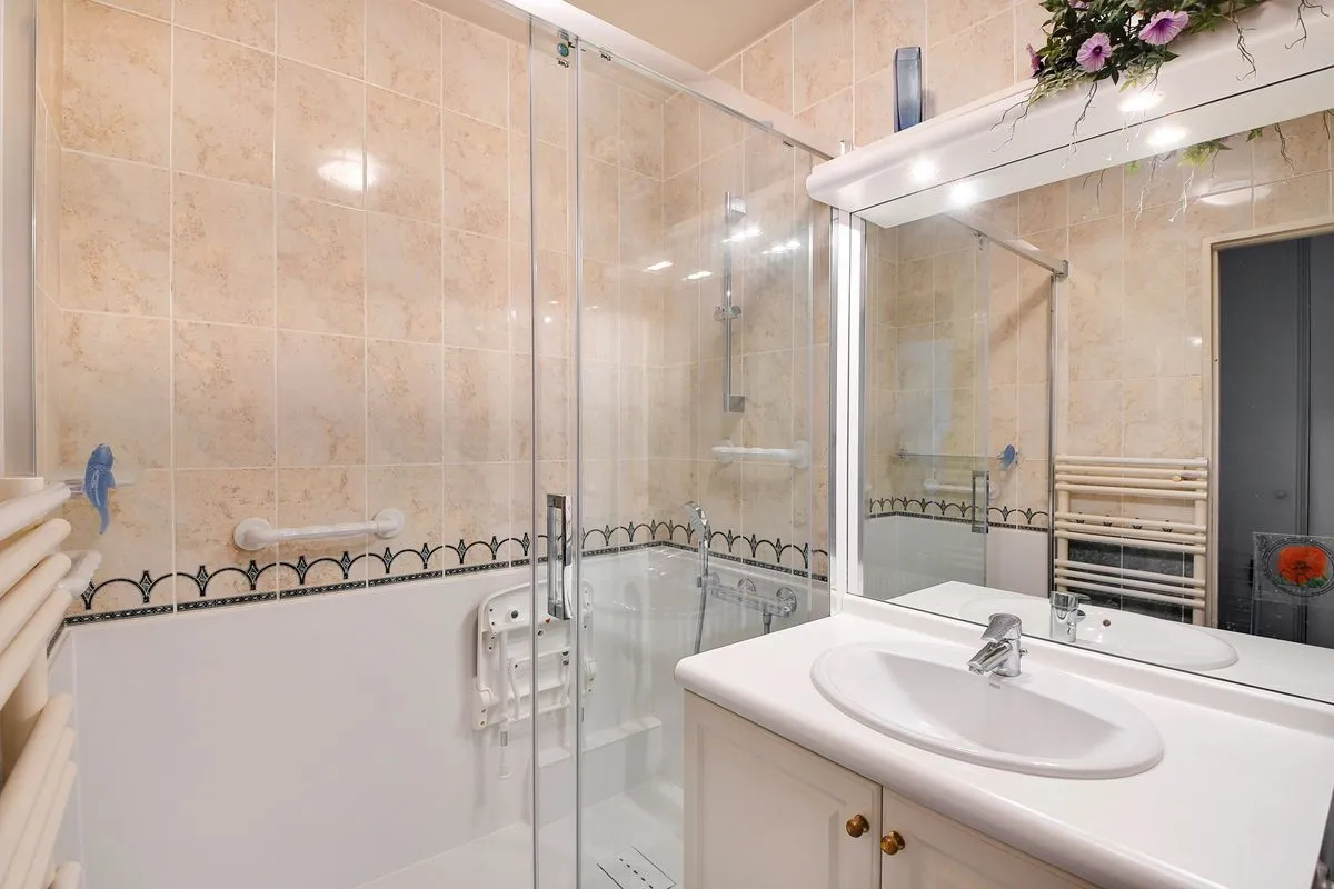 Location Charenton-le-Pont Appartement 69923d59792c