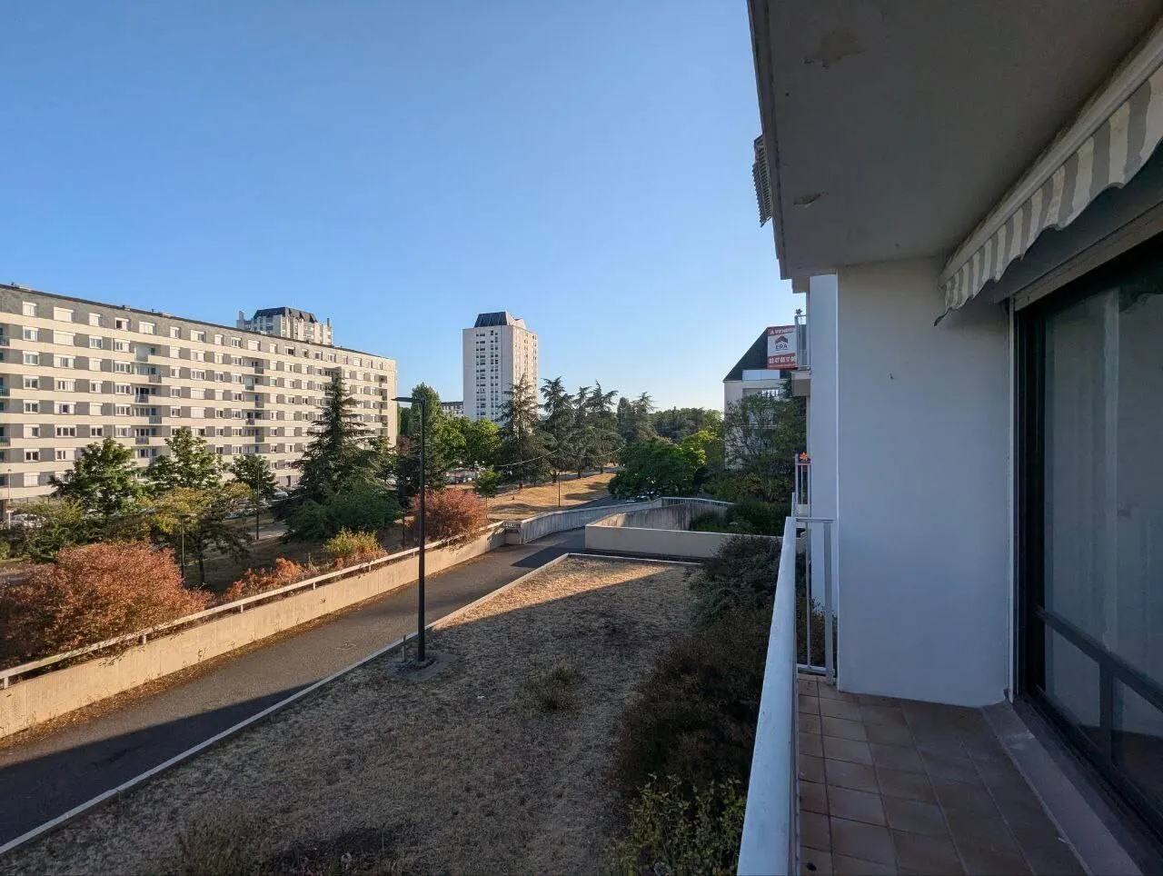 Location Tours Chambre 69931d0773fc