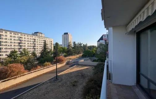 Location Tours Chambre 69931d0773fc