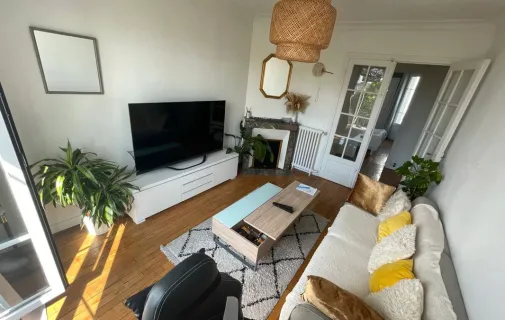 Location Asnières-sur-Seine Appartement 69935d1bc3e7