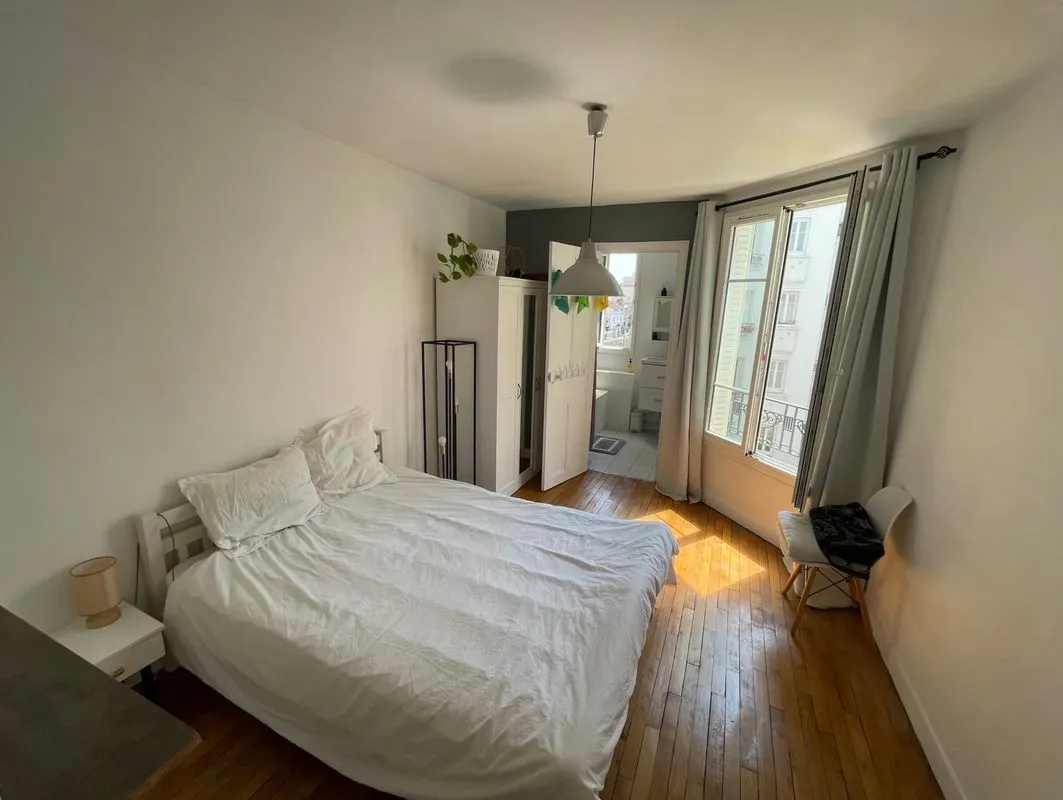 Location Asnières-sur-Seine Appartement 69935d1bc3e7