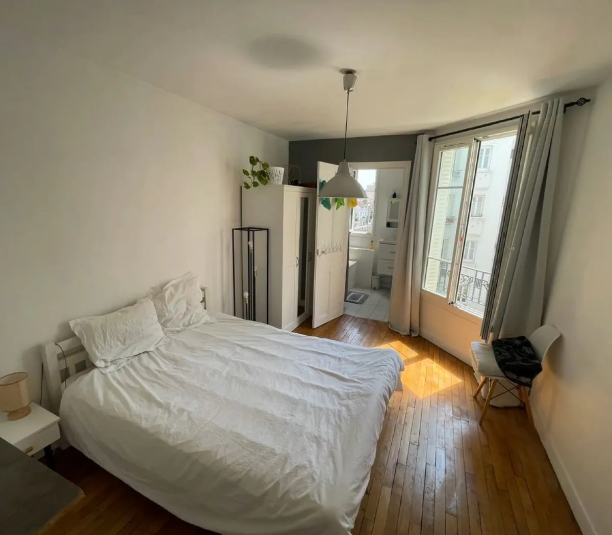 Location Asnières-sur-Seine Appartement 69935d1bc3e7