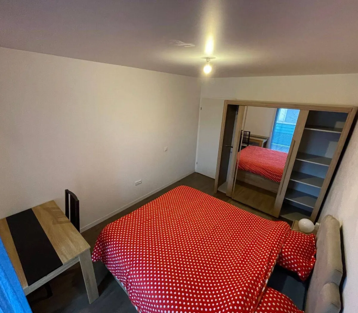 Location Louvres Chambre 6994236a9eb6