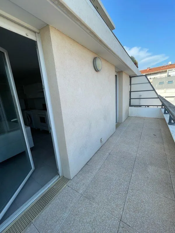 Location Marseille Appartement 6994bf25d466