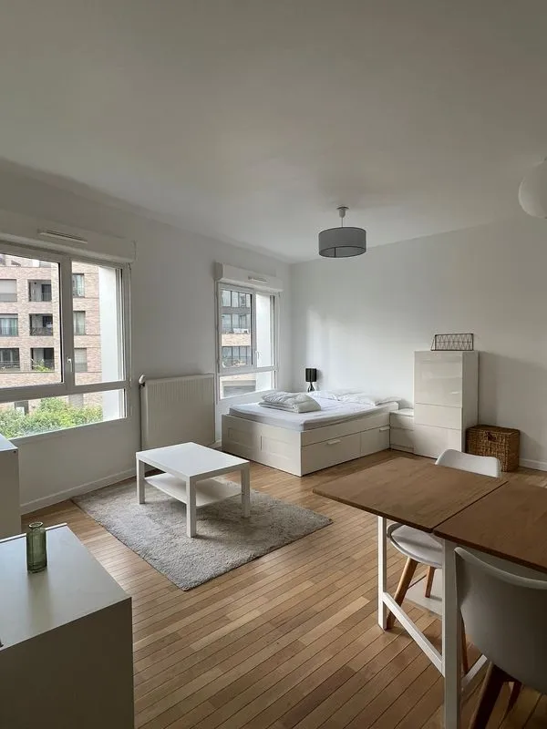 Location Asnières-sur-Seine Appartement 69960a086e98