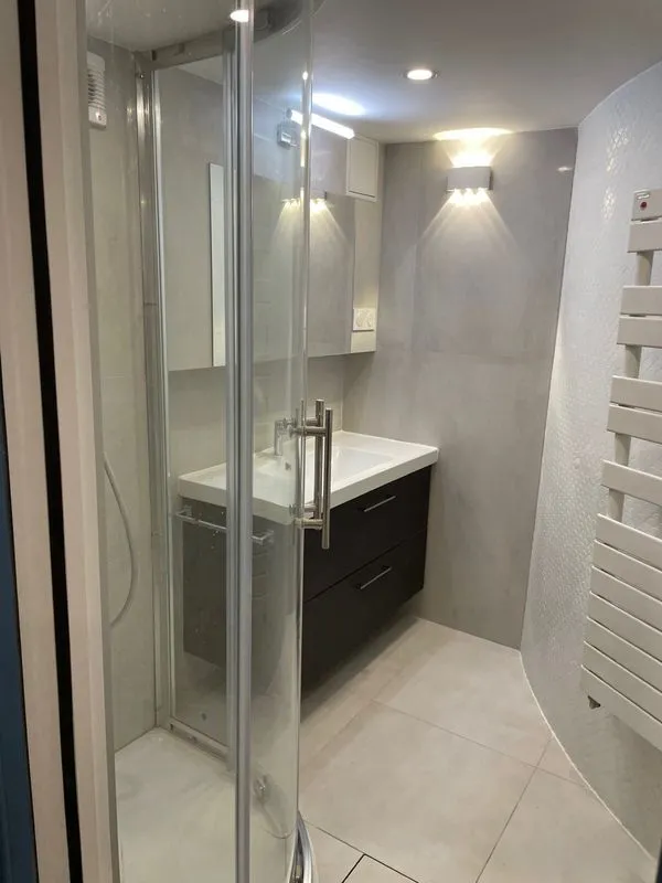 Location Asnières-sur-Seine Appartement 69963c2dd058