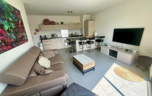 Location Marseille Appartement 6996e8729dc8