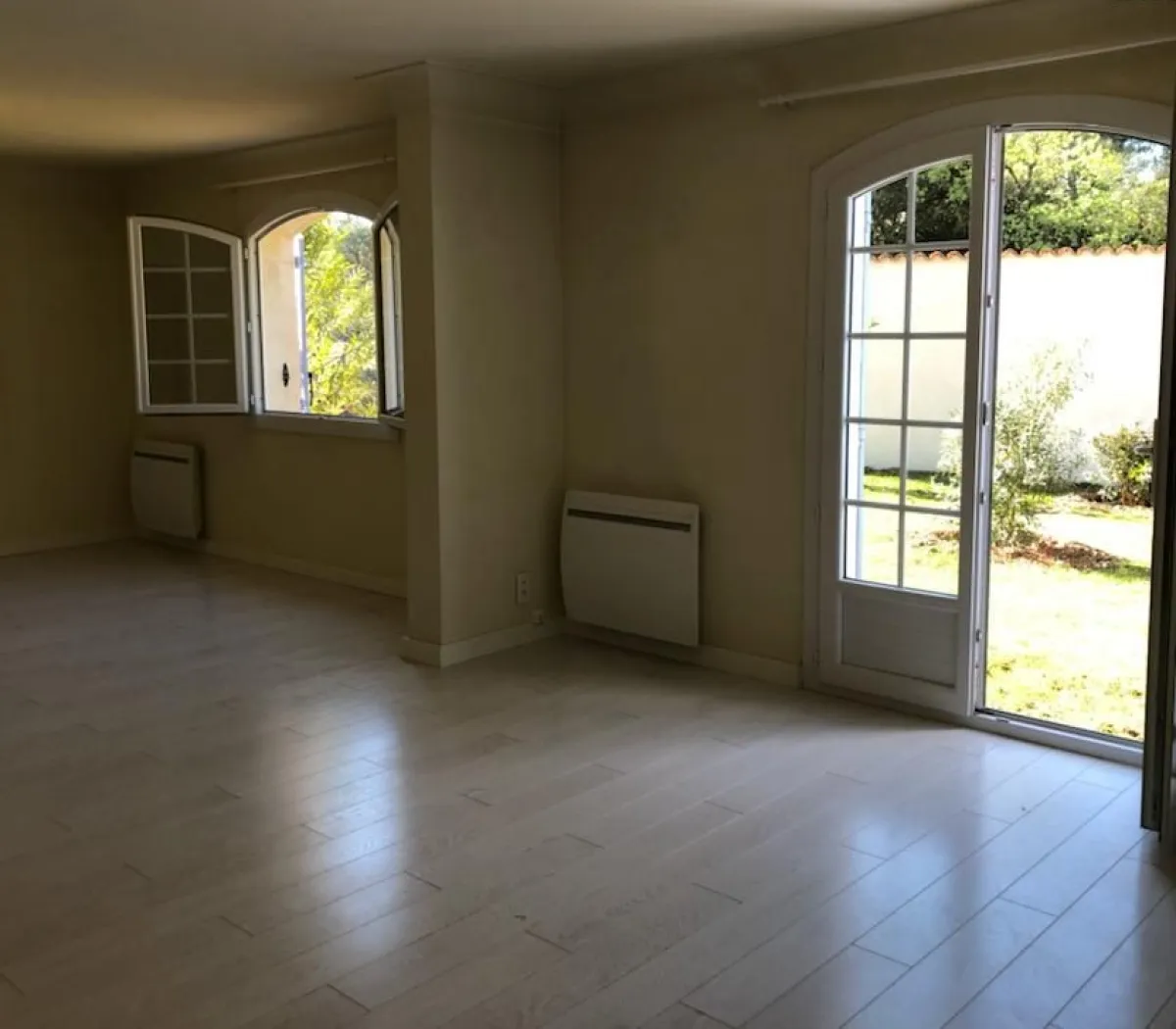 Location Aix-en-Provence Maison 69977b60e436