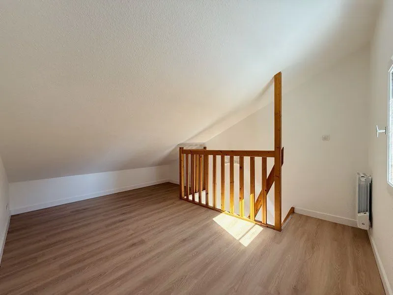 Location Rennes Appartement 699810f5b2a4