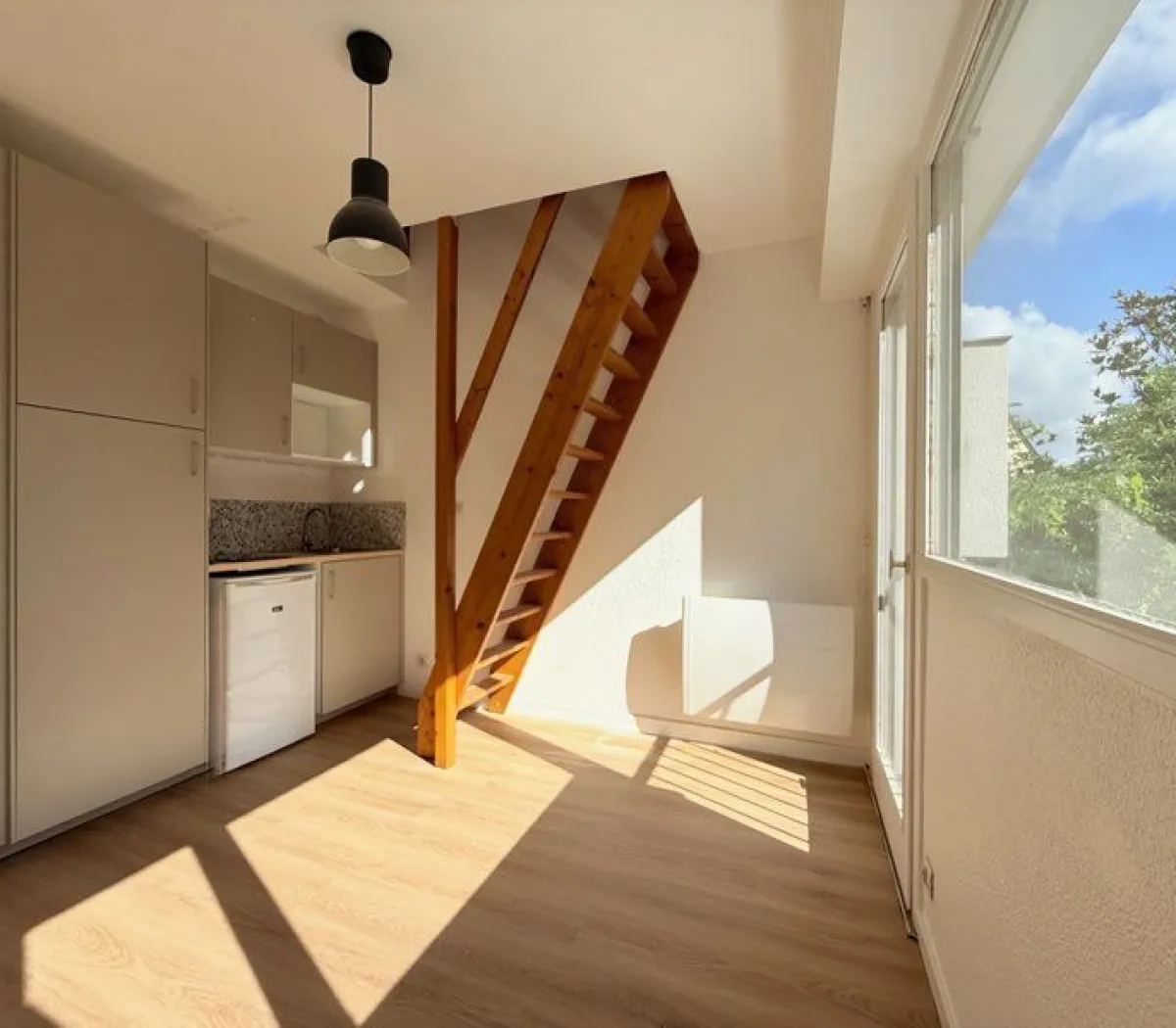 Location Rennes Appartement 699810f5b2a4