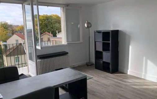 Location Arcueil Appartement 699825be141b