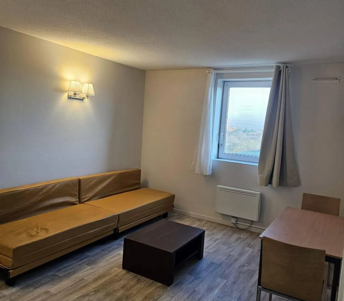 Location Épinay-sur-Seine Appartement 69986abede70