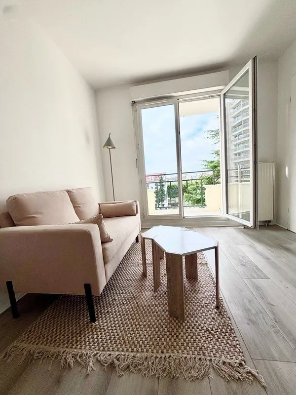 Location Courbevoie Appartement 699afa5519d5