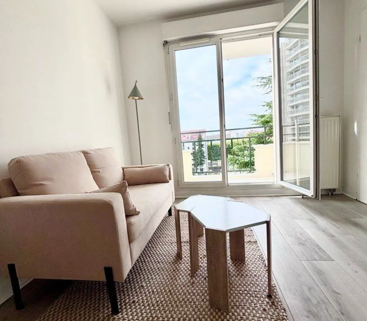 Location Courbevoie Appartement 699afa5519d5