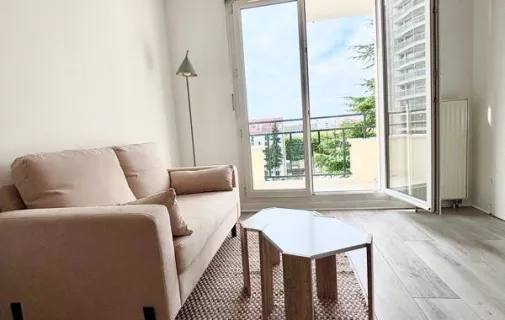 Location Courbevoie Appartement 699afa5519d5