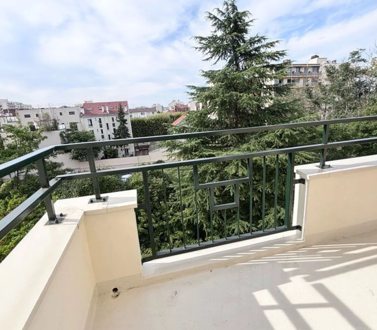 Location Courbevoie Appartement 699afa5519d5