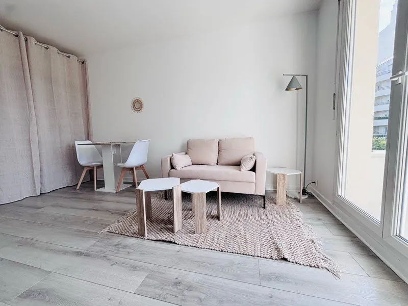 Location Courbevoie Appartement 699afa5519d5