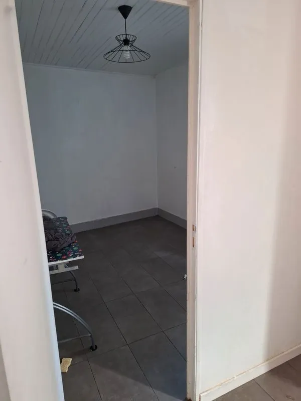 Location Stains Appartement 699b3c985037