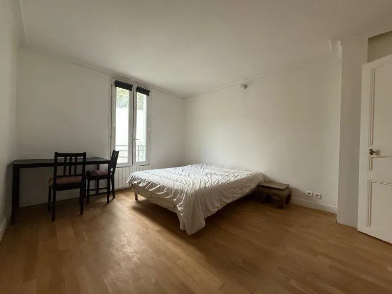 Location Courbevoie Appartement 699b5aaeae53