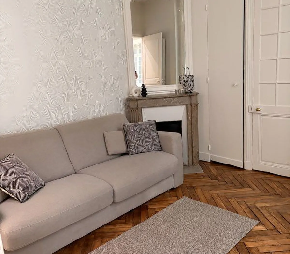 Location Neuilly-sur-Seine Appartement 699b5ab41fb7