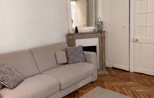 Location Neuilly-sur-Seine Appartement 699b5ab41fb7