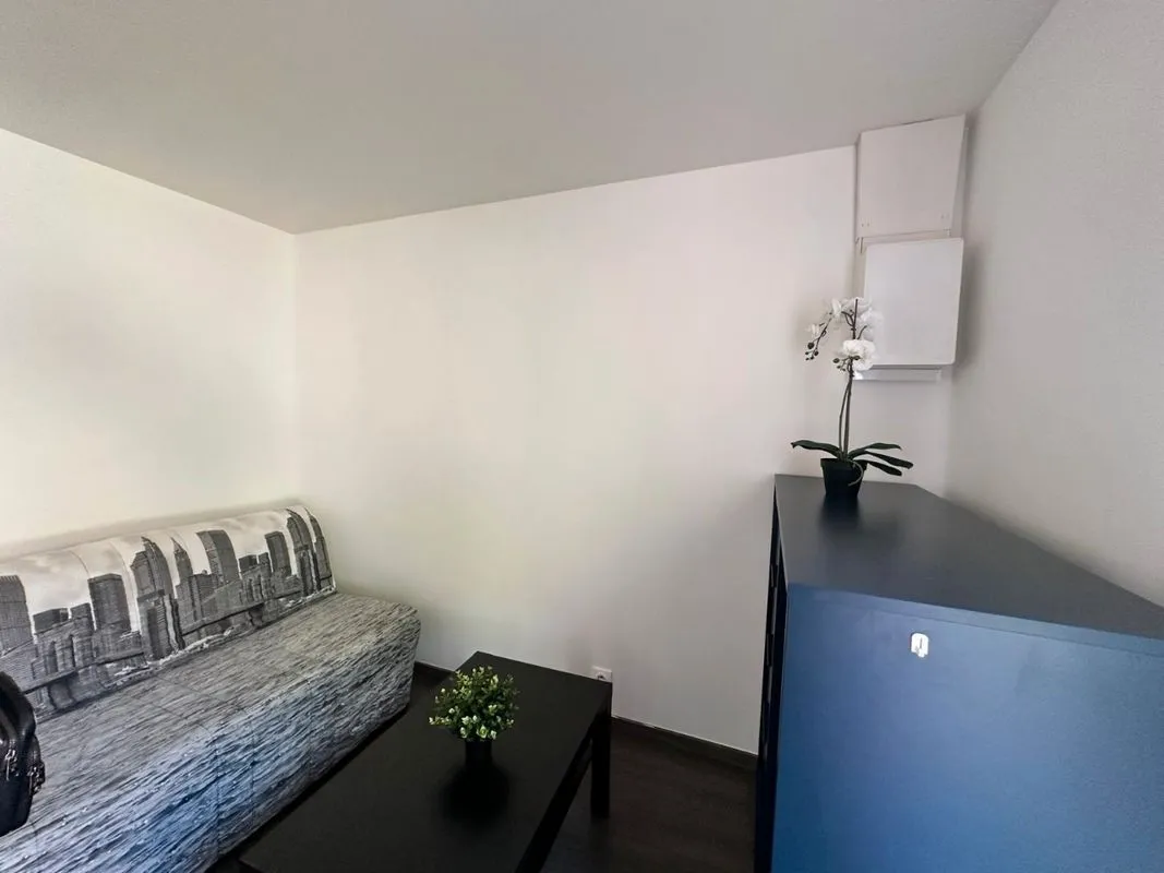 Location Bron Appartement 699b5d53694c