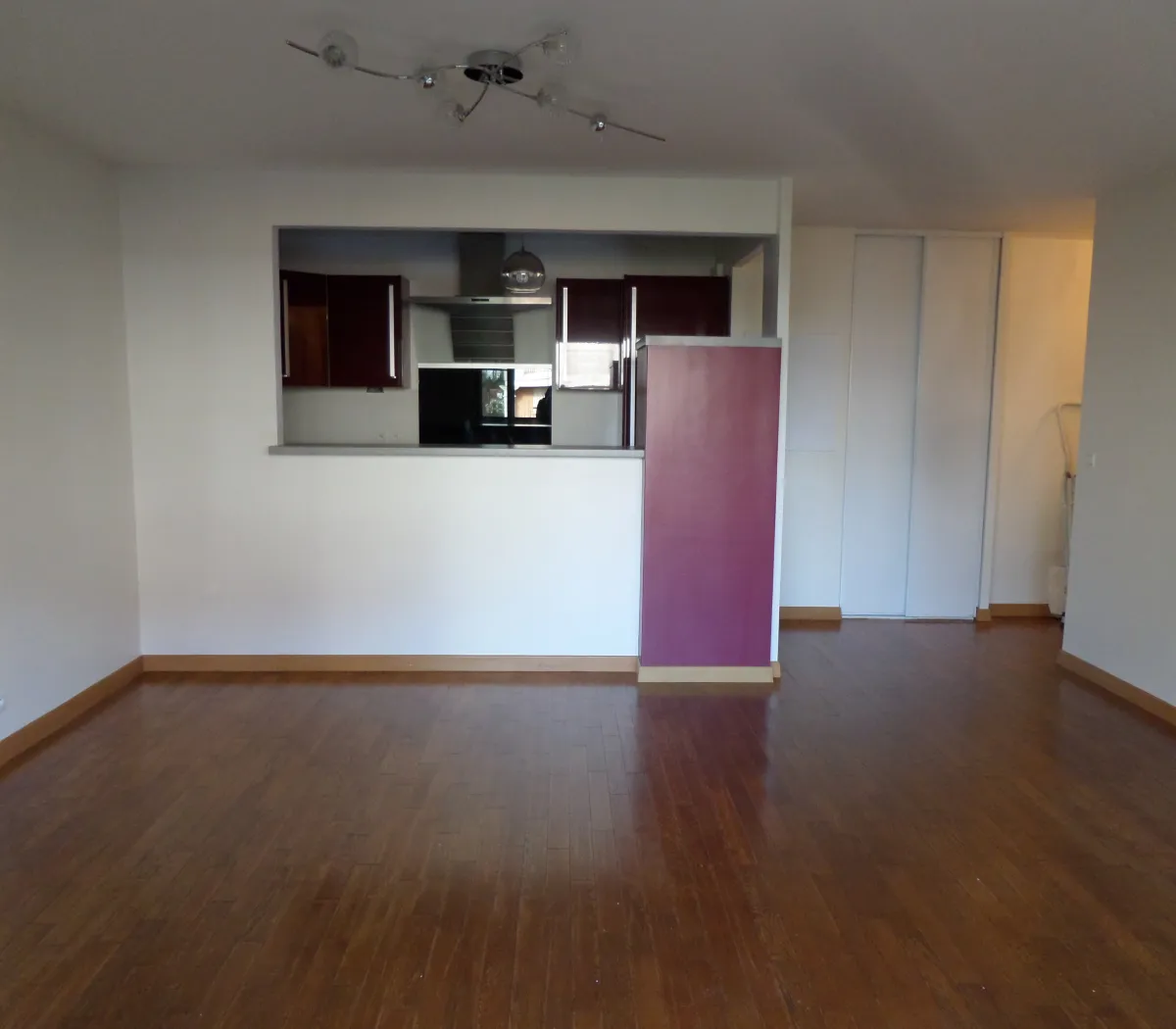 Location Émerainville Appartement 699c2e01b00d