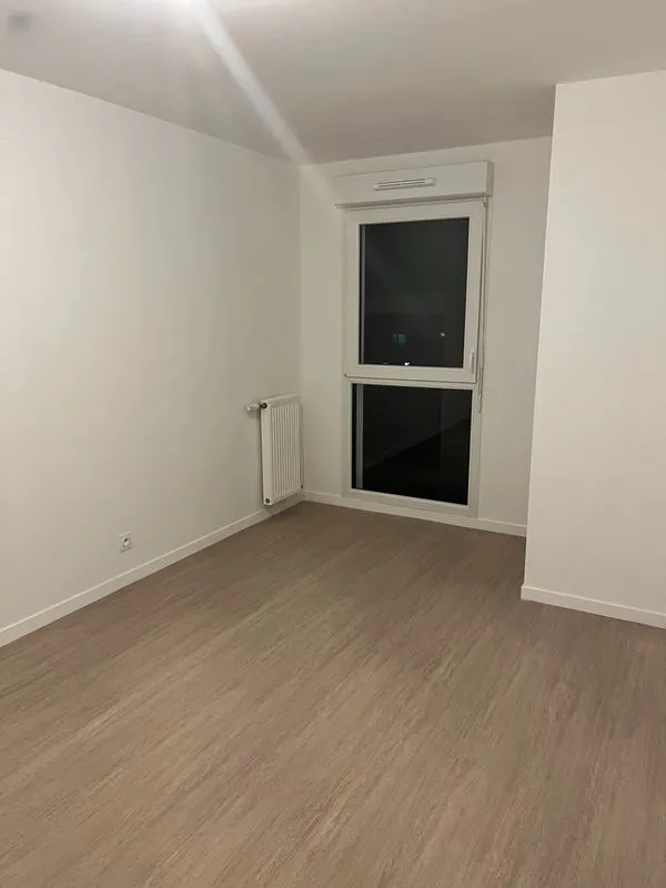 Location Bobigny Appartement 699ce14f2772
