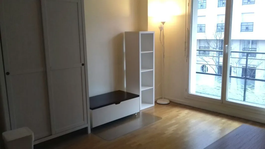 Location Issy-les-Moulineaux Appartement 699d86d1244e