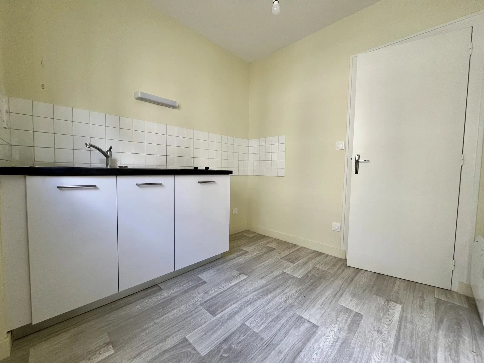 Location Nantes Appartement 699ea2378bf8