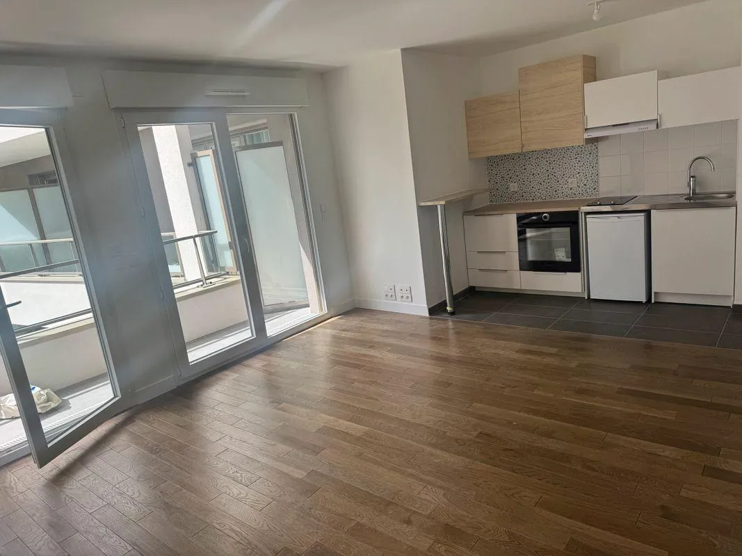 Location Courbevoie Appartement 699ef8b4bdb9