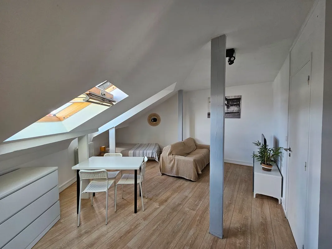 Location Suresnes Appartement 699f5b480db3