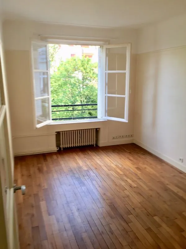 Location Neuilly-sur-Seine Appartement 699f5b56d232