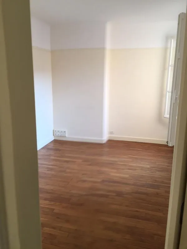 Location Neuilly-sur-Seine Appartement 699f5b56d232