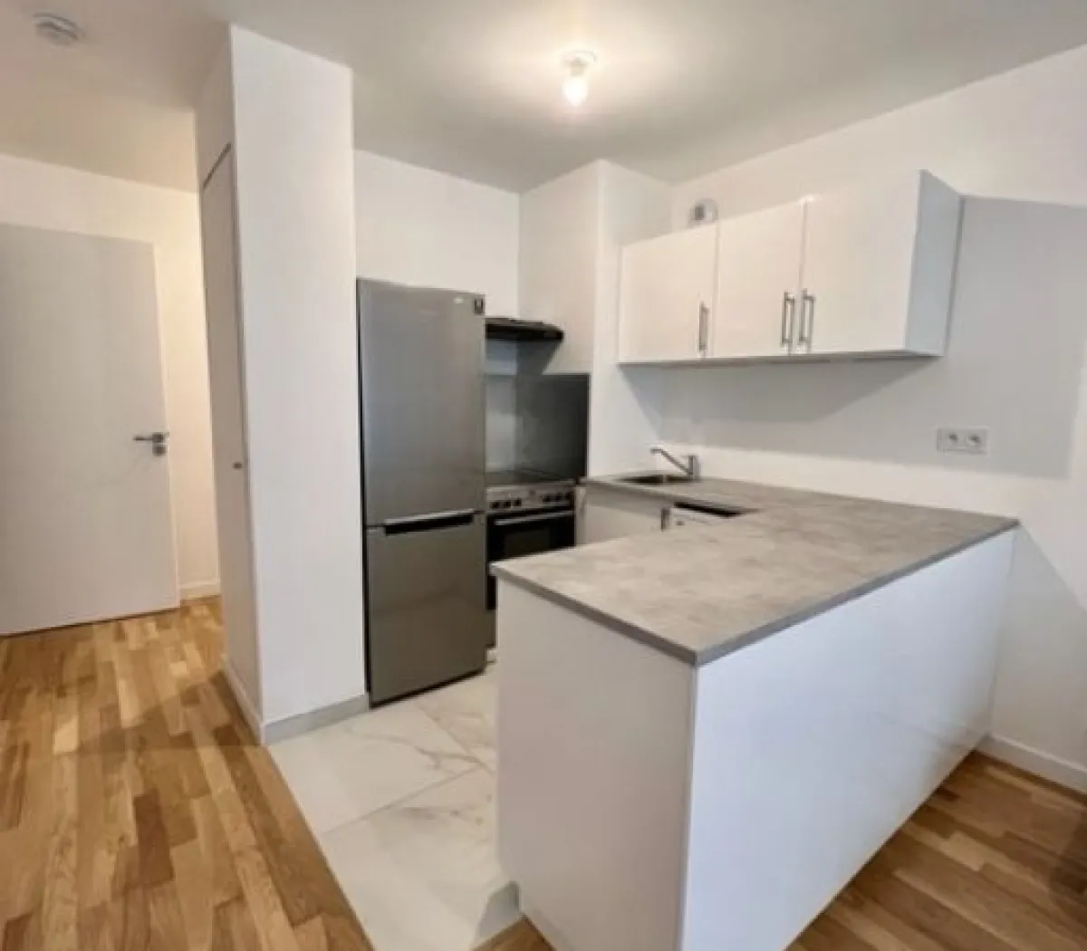 Location Issy-les-Moulineaux Appartement 699f64279e36