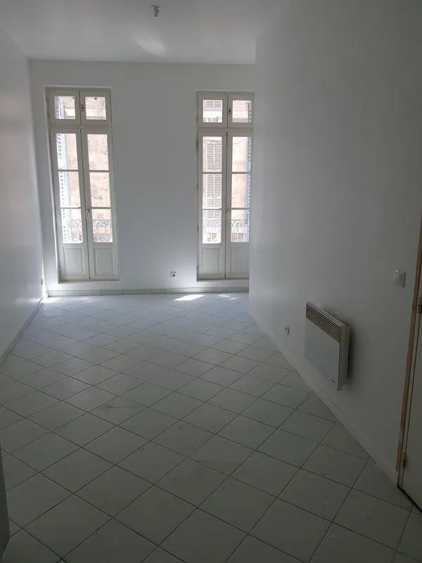 Location Marseille Appartement 69a59df0dad8