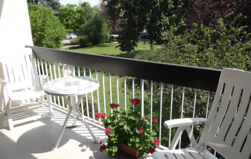 Location Saint-Genis-Laval Appartement 69a5a69f9743