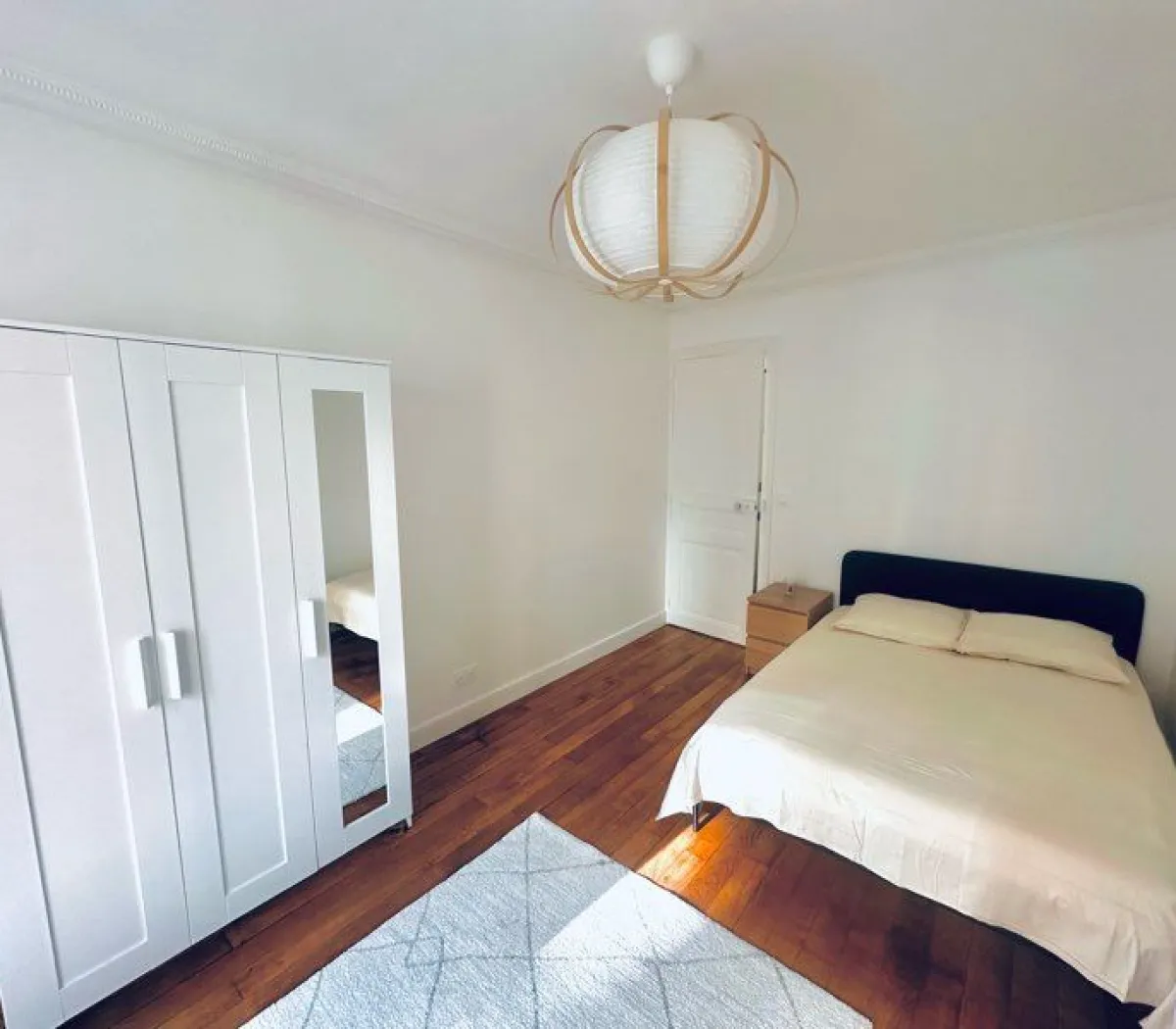 Location Paris Appartement 69a5ef104327