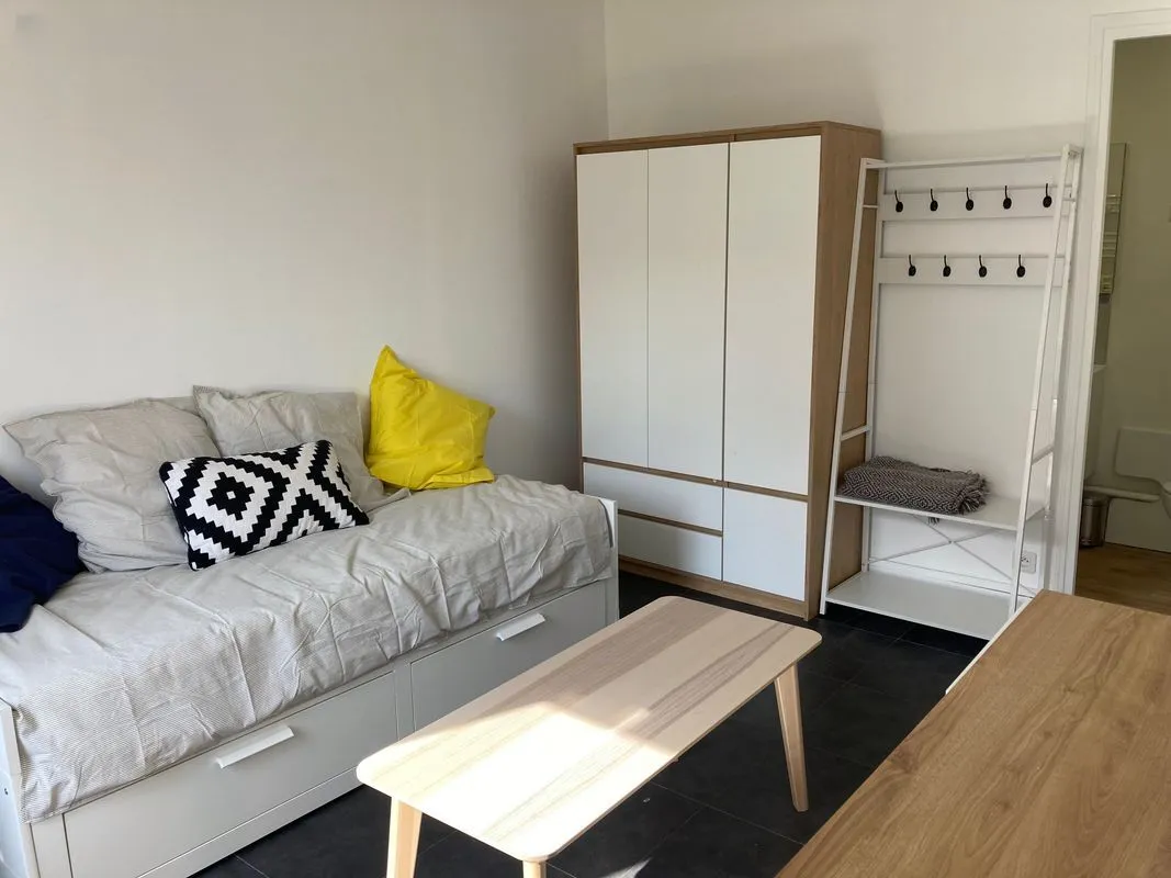 Location Issy-les-Moulineaux Appartement 69a693aee972