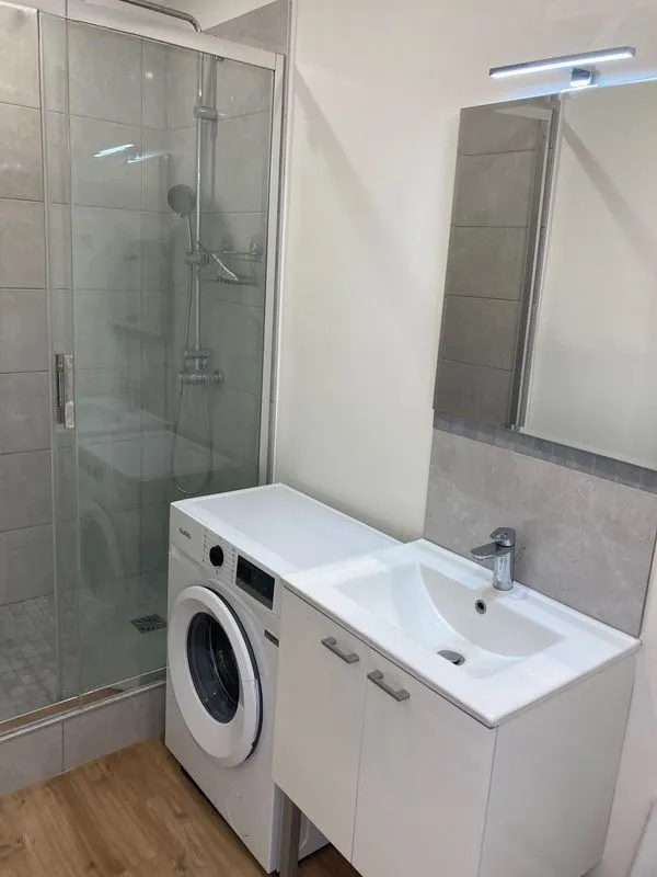 Location Issy-les-Moulineaux Appartement 69a693aee972