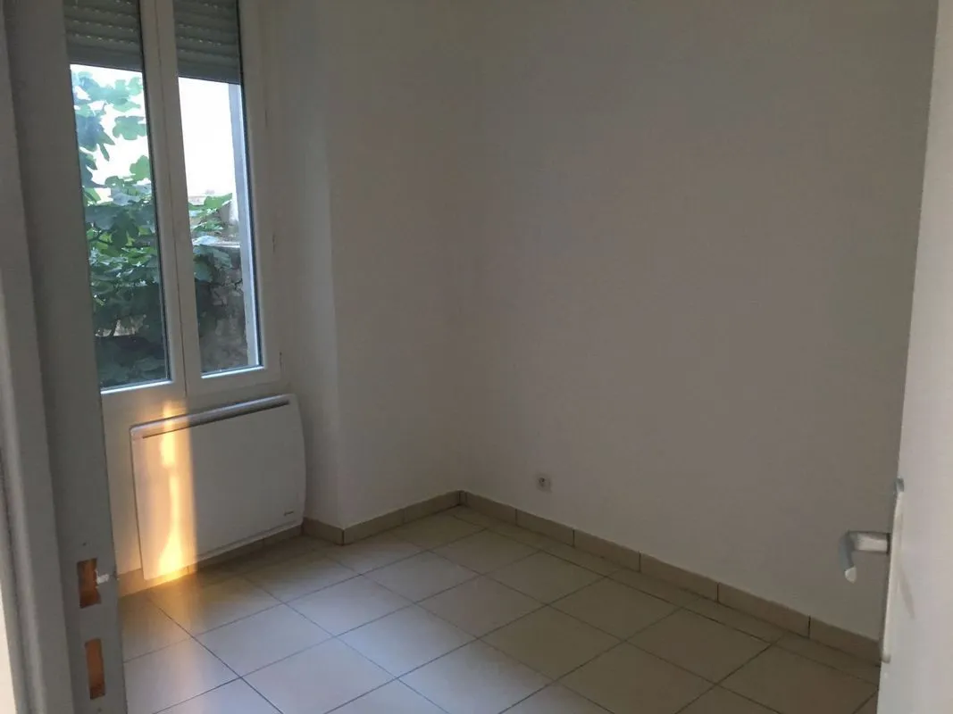 Location Marseille Appartement 69a6966418e9