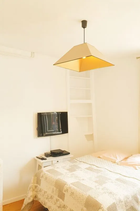 Location Paris Appartement 69a740465dcf