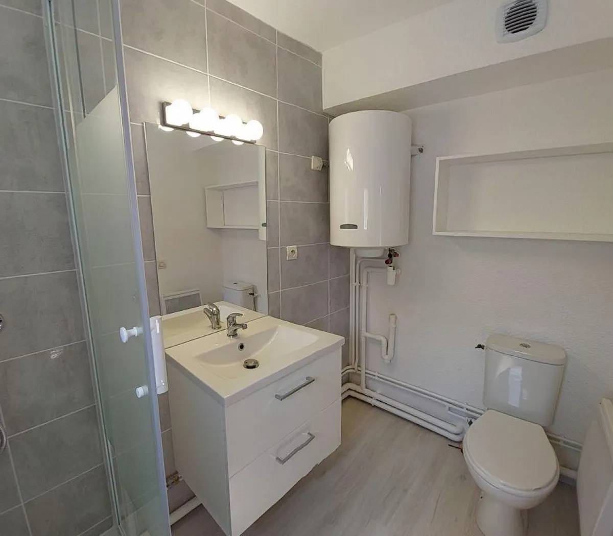 Location Grenoble Appartement 69a818ce61f2