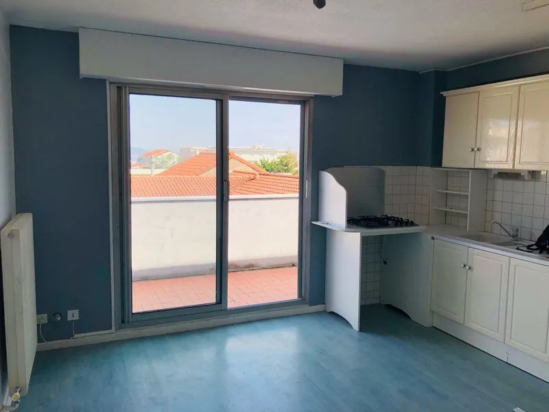Location Clermont-Ferrand Appartement 69a8a67972cb